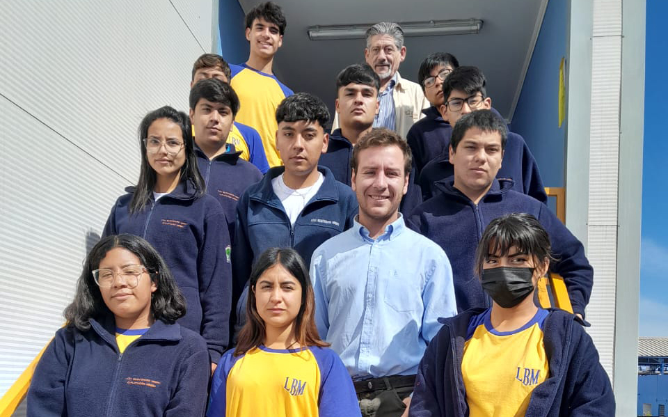 ESTUDIANTES DE ALTO HOSPICIO INICIAN PROGRAMA DE ENTRENAMIENTO PARA ENAEX