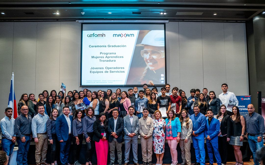 25 MUJERES SE GRADUAN COMO APRENDICES TRONADURA Y 20 JÓVENES COMO OPERADORES DE EQUIPOS DE SERVICIOS