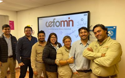 CEFOMIN presenta su pantalla interactiva, una herramienta revolucionaria para la educación minero industrial