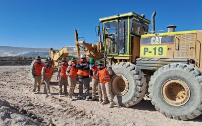 Doce trabajadoras de Minera Spence se capacitan en terreno con CEFOMIN