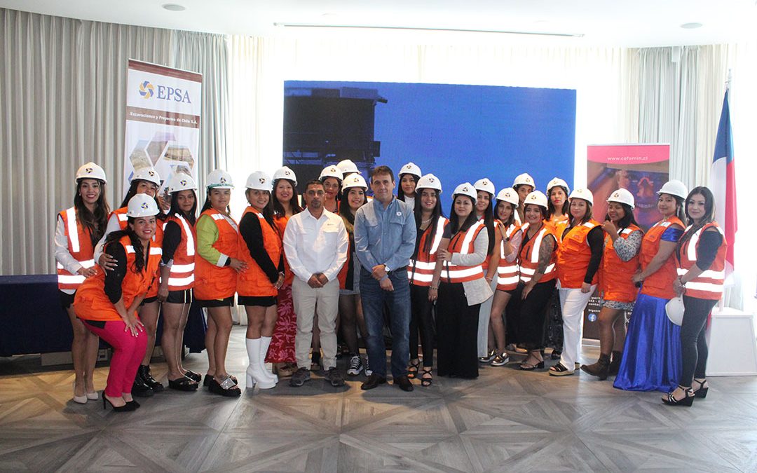 CEFOMIN y EPSA gradúa a 22 nuevas operadoras de camión CAEX en Antofagasta